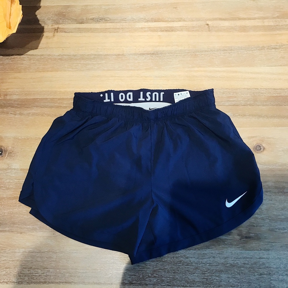 Nike shorts size medium never worn navy blue